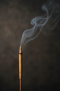 Văn khấn khởi đầu tháng 6 Nhuận - Gieo duyên lành, đón bình an kép